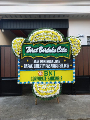 Papan Bunga Duka di Gunem